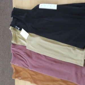 Lot of 4 XXL tanks, 2 NWT B10